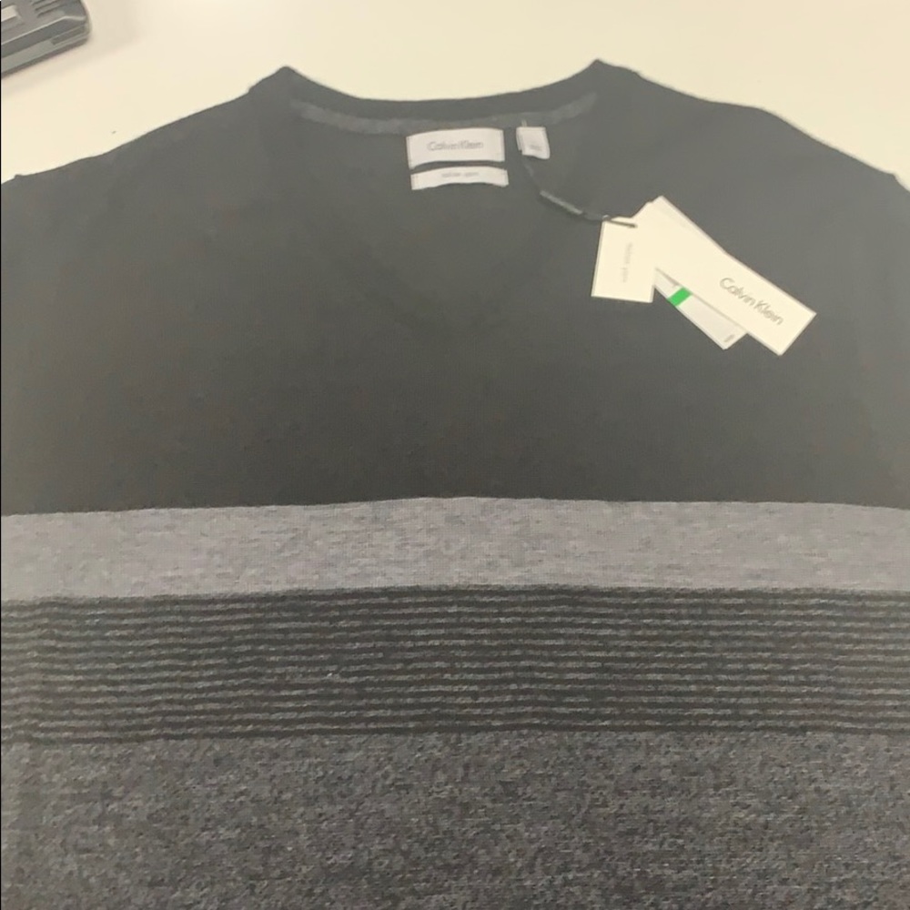 Calvin Klein Sweater